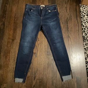 EUC Eloquii skinny cut hem jeans